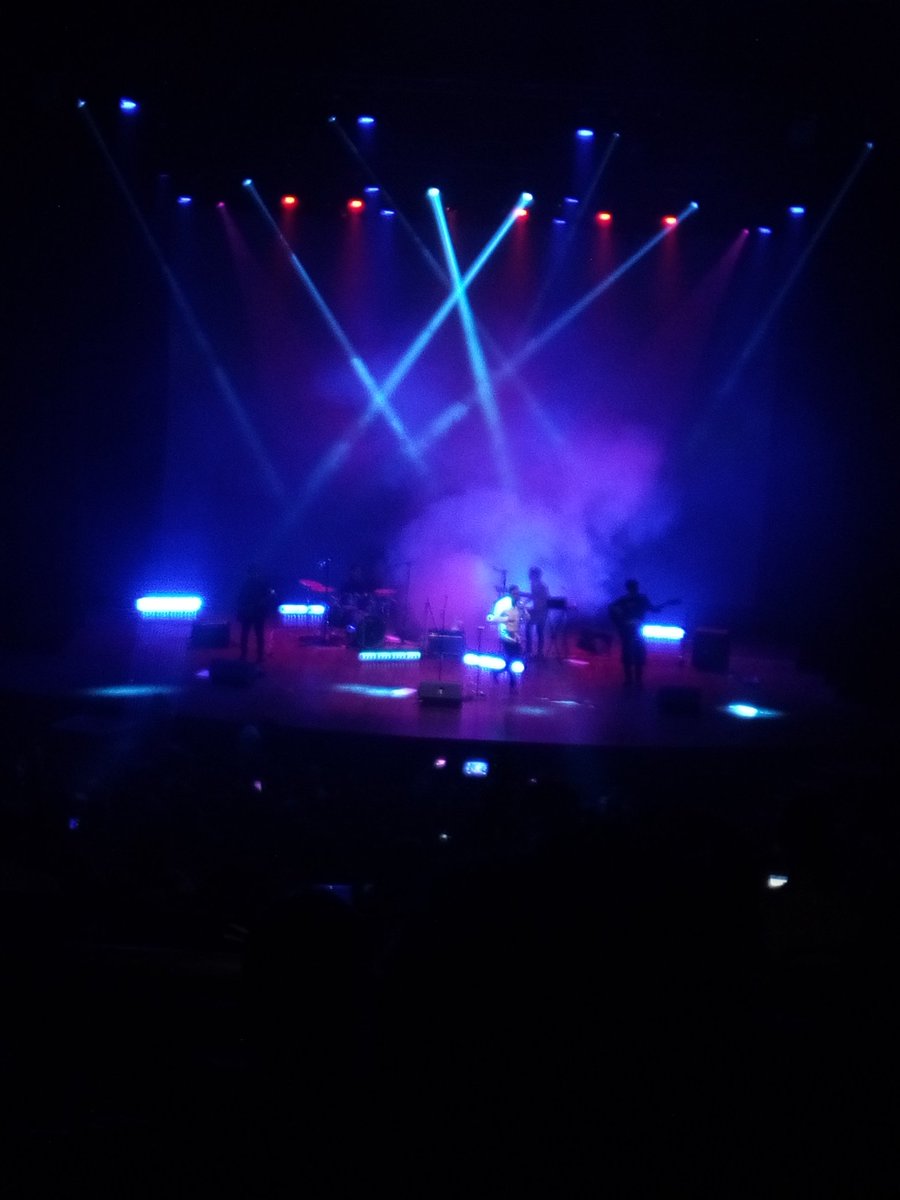 JC_Duran's tweet photo. Felicidades @ReinaRojaBand por su espectacular presentación. Les esperamos en alguna próxima #BeatNight @EnImpulso #SoyImpulso https://t.co/4w2sTgrhah