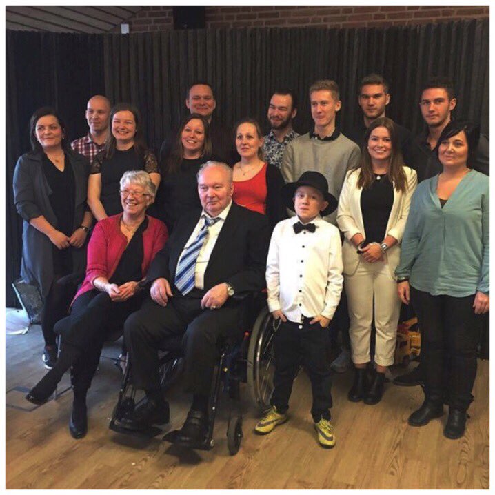 madsenaja's tweet photo. I går nåede min kære bedstefar at blive 81 år i 6 timer ❤ https://t.co/TEcO3550FK