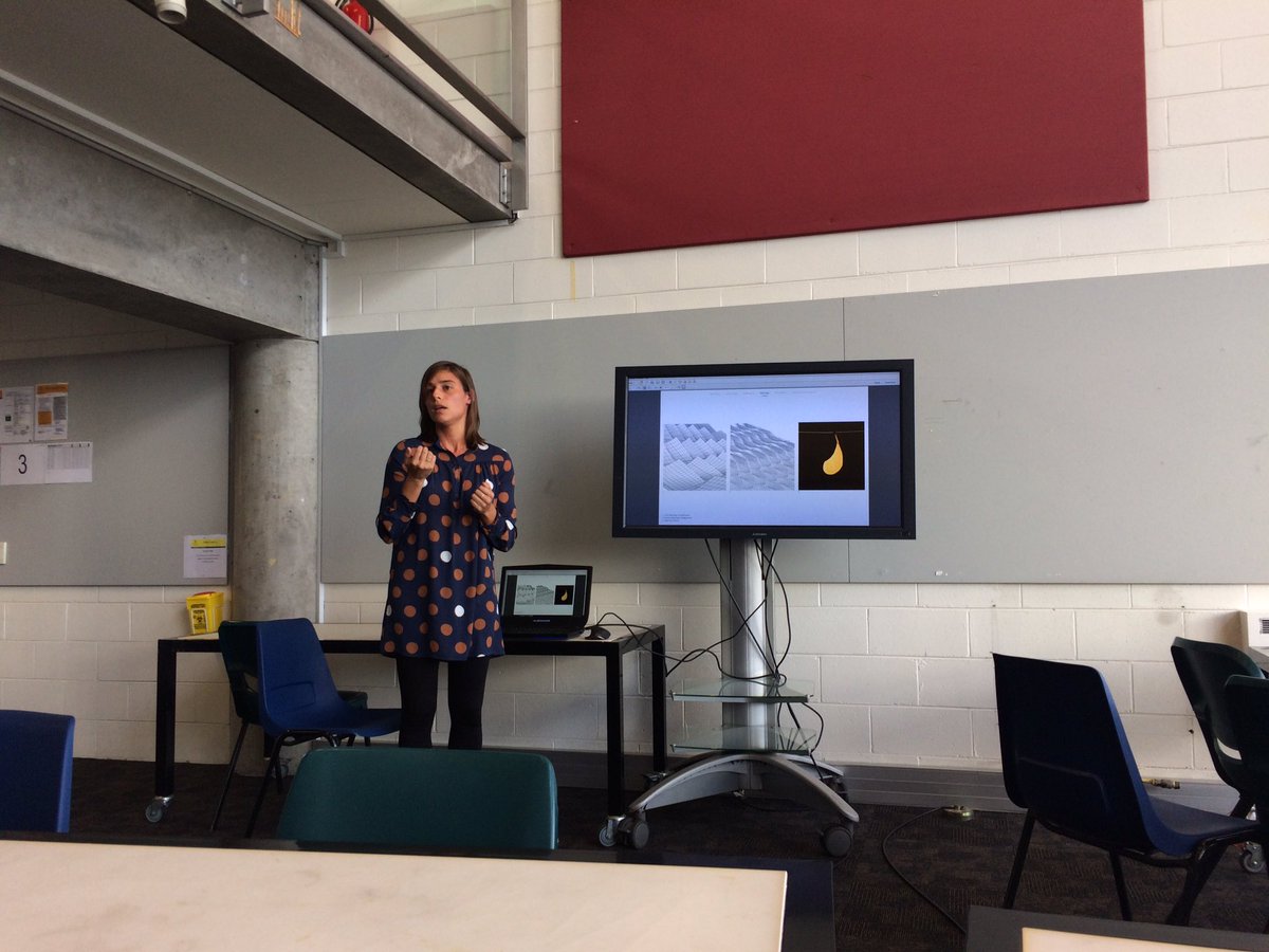 salhadidi's tweet photo. Alessandra Fabbri giving a lecture on #biomimetic design and innovation from nature at #code3100 @UNSWCoDe @UNSWBuiltEnv https://t.co/TUkqK9ziCi