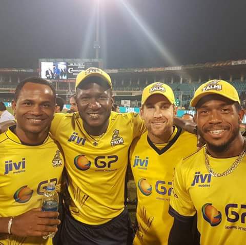PRINCE02911664's tweet image. Thanks guyzzz for coming #LAHOREFINAL 
And thanks #HBLPSL