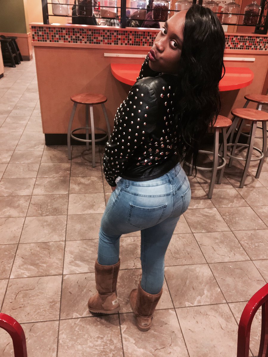 SelfMadeNae_'s tweet photo. Let Mee Remind Yhu,Yhu Gotta Great Future Behind You😉💕🤘🏽 https://t.co/6LK8ejIdKs