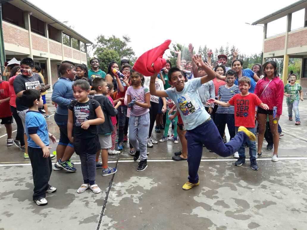 Carnaval en <a href="/ArtycomCai/">CAI 5 ARTYCOM</a> ..