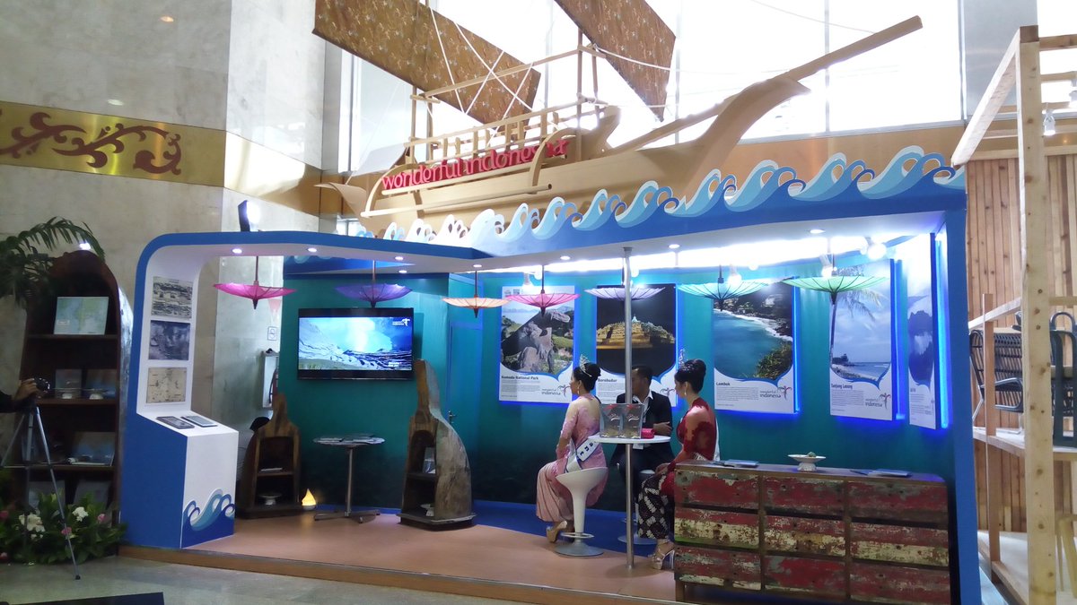 KemenPariwisata's tweet image. Halo sobat wisata,
KTT #IORA2017 msk hari ke 2 perhelatan 6 Mar 2017 di JCC. Utk hari ini dgn agenda Council of Ministers Meeting #IORA2017