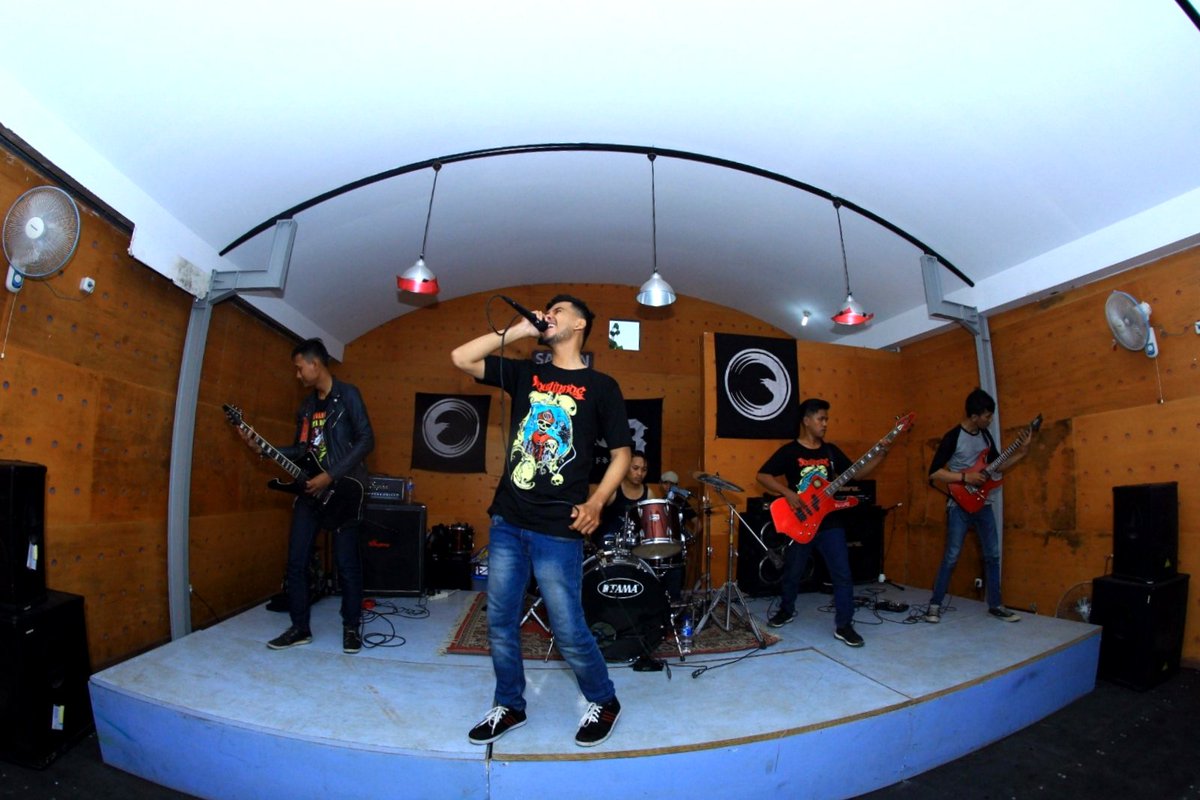@Bogormetalcoreproject
#sunday26feb2017
#soulinside
#perfomance
#safensoundcafe
