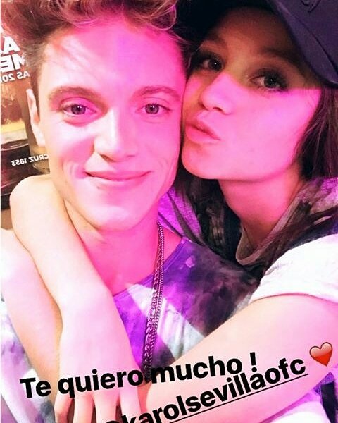 Karolftlio's tweet photo. ESTOY AHHWFHRURXIGRIZBR NO LO SUPERÓ 😍😍😍 https://t.co/kQe5xF74jp