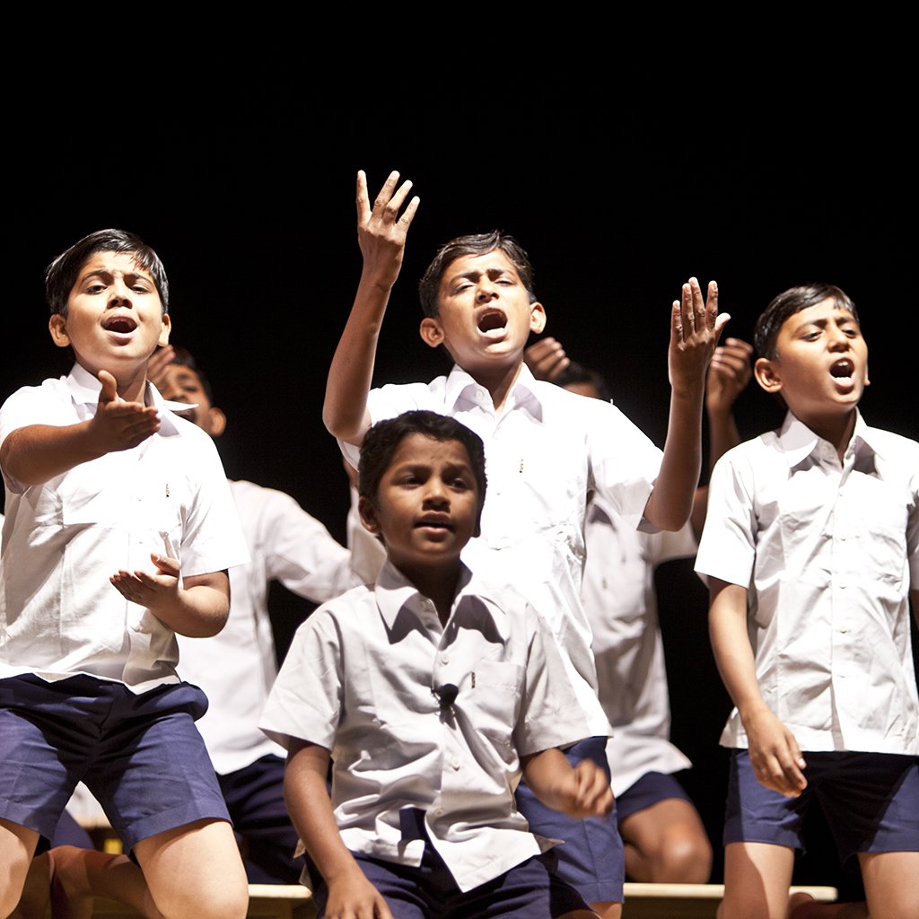 Asia_TOPA's tweet image. TONIGHT: The Manganiyar Classroom is a celebration of song, dance and rhythm. See it at @MelbRecital: bit.ly/2fsXYrG #asiaTOPA