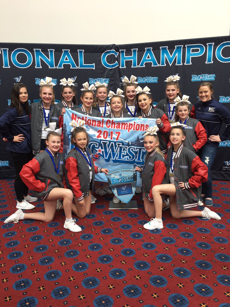_ValleyCheer's tweet image. #BlueIce National Champs! So proud of this hardworking, resilient team! Lead by their awesome coaches! #gotthejacket @pacwestevents
