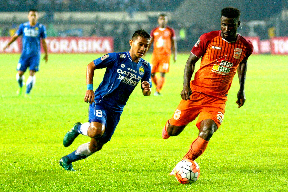 Hak Siar Liga 1 saat ini masih tahap negoisasi dengan <a href="/EMTEKSports/">NexmediaIndosiarSCTV</a> <a href="/MncSport/">MNC Sports 1</a> dan <a href="/netmediatama/">Netmedia</a>