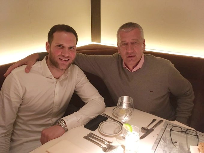 View image on Twitter