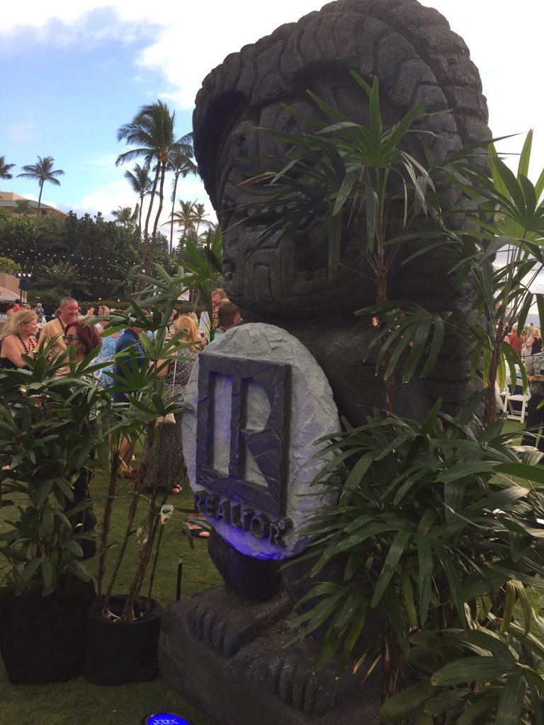 Yup. This is a REALTOR event! #Maui #RPACPCconf #PresidentsCircle