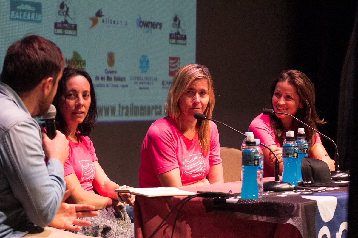 Elitechip's tweet photo. Aquí tenim la noticia de com va anar la presentació de la @compressport_es @TrailMenorcaCdC https://t.co/BaA4FLtZhS #Menorca #Trail #Correr https://t.co/6Xlvdmq96x