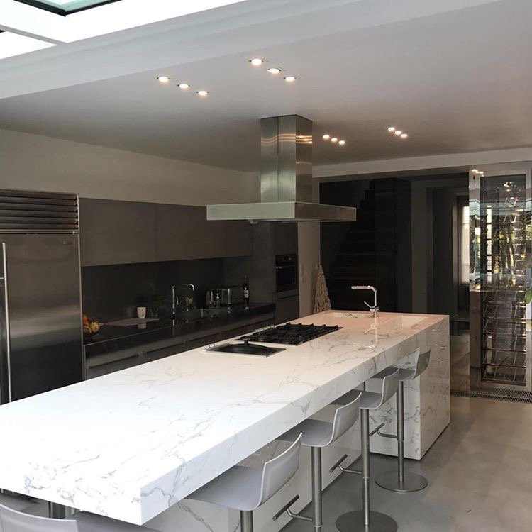 #Paris7 #AdhDeLaSemaine - JEROME W. BUGARA (55 rue de l'Université - 07 60 33 12 00 - jeromewbugara.fr) <a href="/jeromewbugara/">JeromeWbugara</a>