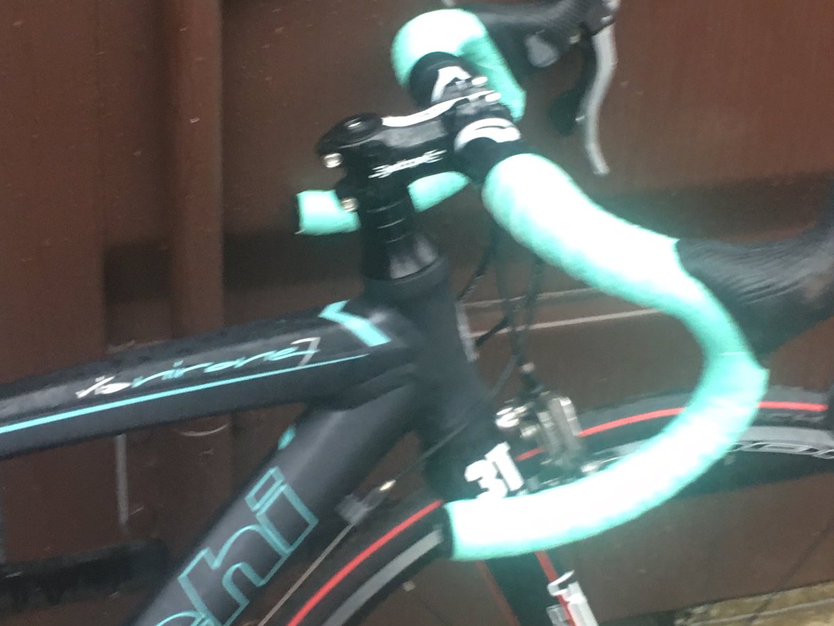 Hiro_Bruno's tweet image. 12-25
50-32T

Size 46

Shomano
Pro use handle

#Bianki
#Nirone7

Front
#Shimano105
Rear
#Campagnolo
#Veroce
#10speed

#3T
#Carbon
#Fork