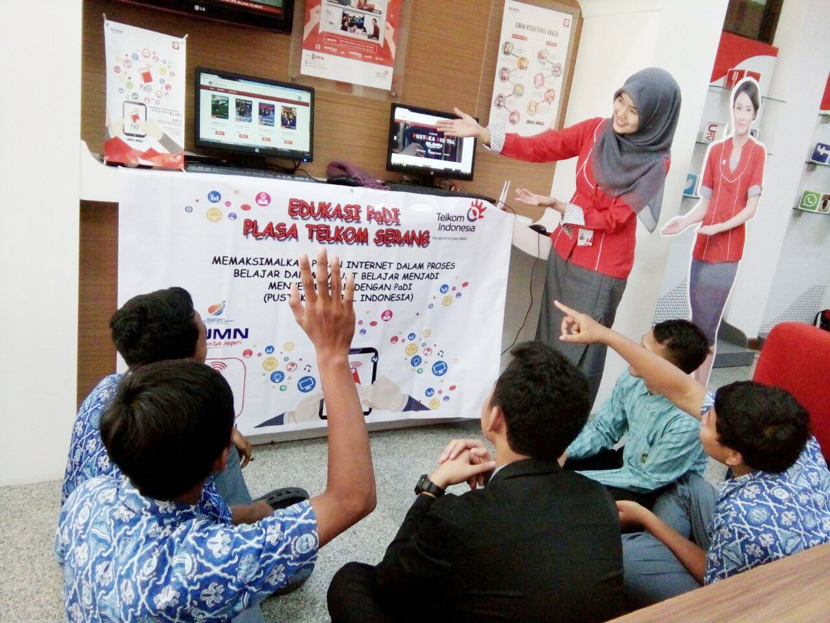 yuzaneh69's tweet photo. EDUKASI PaDI #PlasaTelkomSerang
BELAJAR MENJADI MENYENANGKAN dengan PaDI @Synergy_Telkom #BUMNHadirUntukNegeri #paditreg2 #witelBanten https://t.co/E6XPgTgn75
