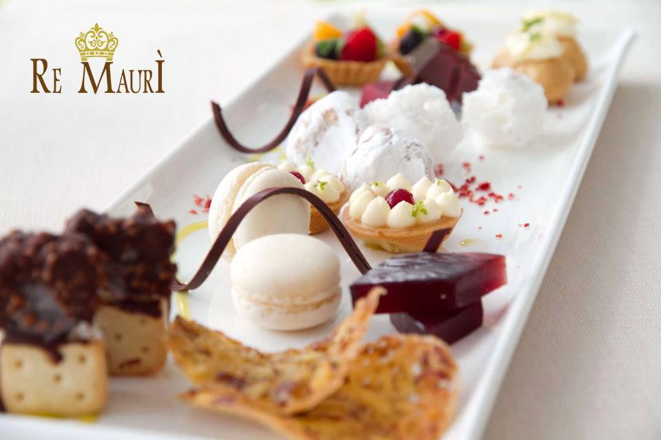 remauri1's tweet photo. "La cosa peggiore nella vita sono le tentazioni a cui non si è ceduto".
Alan Ayckbourn
Buongiorno! :-)
#EmozioniCondivise #6marzo https://t.co/VVmkgOCCvf