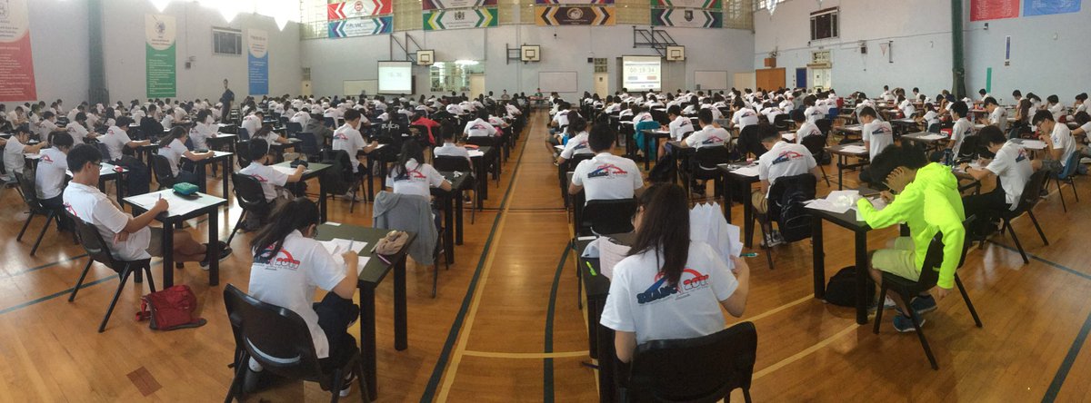 MikeShkurka's tweet photo. Well done to @BSJ_Maths @bsjjkt on an incredible job hosting (the biggest ever!) #seamc2017 for 320 students from 40 schools 😀👍 https://t.co/hgumF51CFq