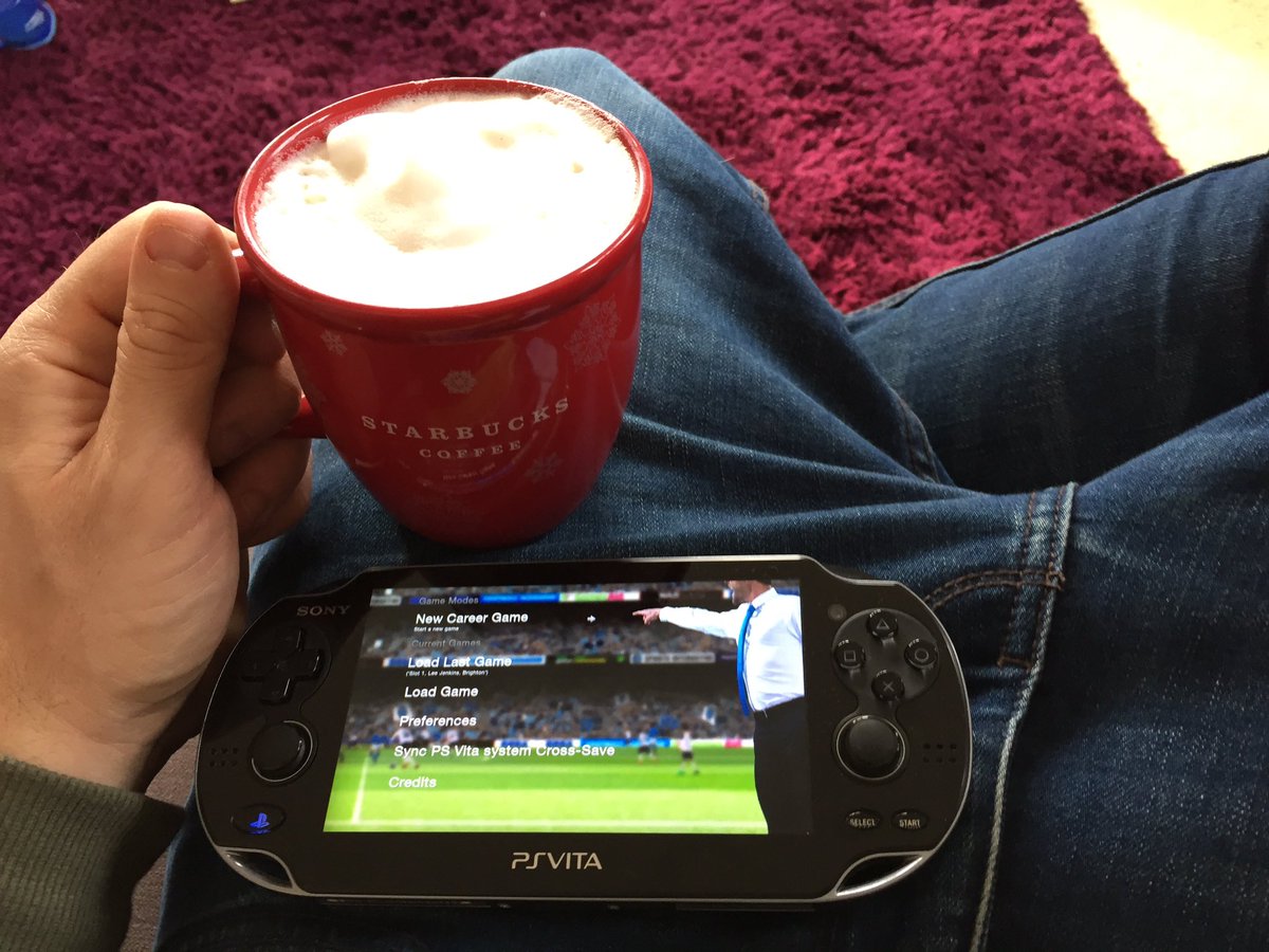 AManCalledLee's tweet photo. A #ChaiLatte and @FootballManager #Classic on #PSVita whilst my poorly boy watches @DisneyJuniorUK!!#FMC14 #GreatGame https://t.co/QuaQFgLCHP
