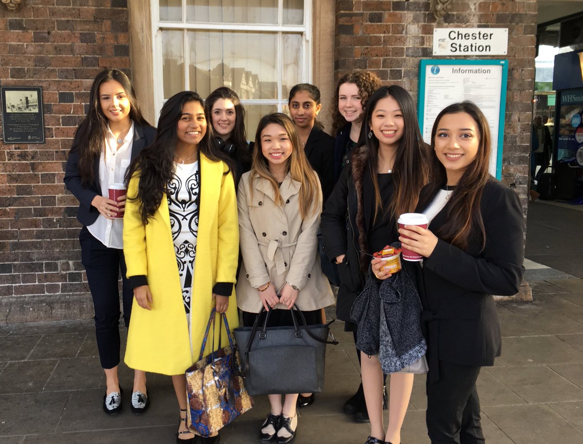 Footprint_1step's tweet photo. En-route to the Tycoon in Schools Final! We're so #pumped ! @TycoonInSchools @dragonjones @PJFoundation @TheQueensSchool https://t.co/8V1YBKCatU