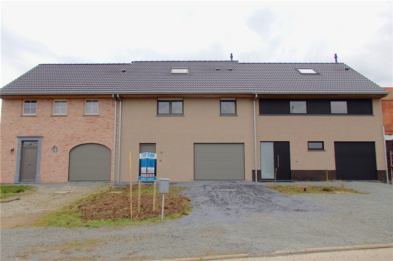 RECENTE GEZELLIGE WONING met 3 SLK, GARAGE en TUIN! - 340.000? - Wassegemstraat 61, 9570 DEFT immobeguin.be/nl/component/p…