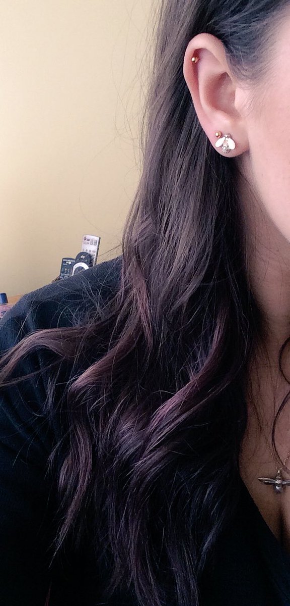 hratrott's tweet image. Spent the weekend trying to release my inner unicorn 🦄 #purplehair #newpiercings