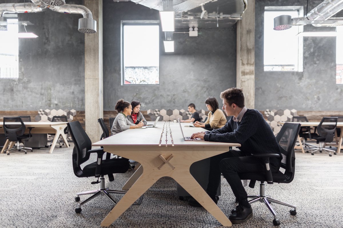 open_desk's tweet photo. Great article by @BenJCapper 📝 about disrupting the traditional supply chain via the #localmaking movement → https://t.co/64uT8r2TR3 https://t.co/pSujRRTEVX
