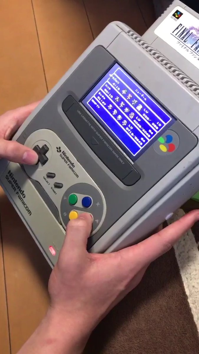 JuicyGameReview's tweet photo. OMG @huxarufaxara created a portable #SuperFamicom. Amazing work! We love it.

😍#RT because this is damn amazing #RetroGaming https://t.co/wKHzv2DP4g