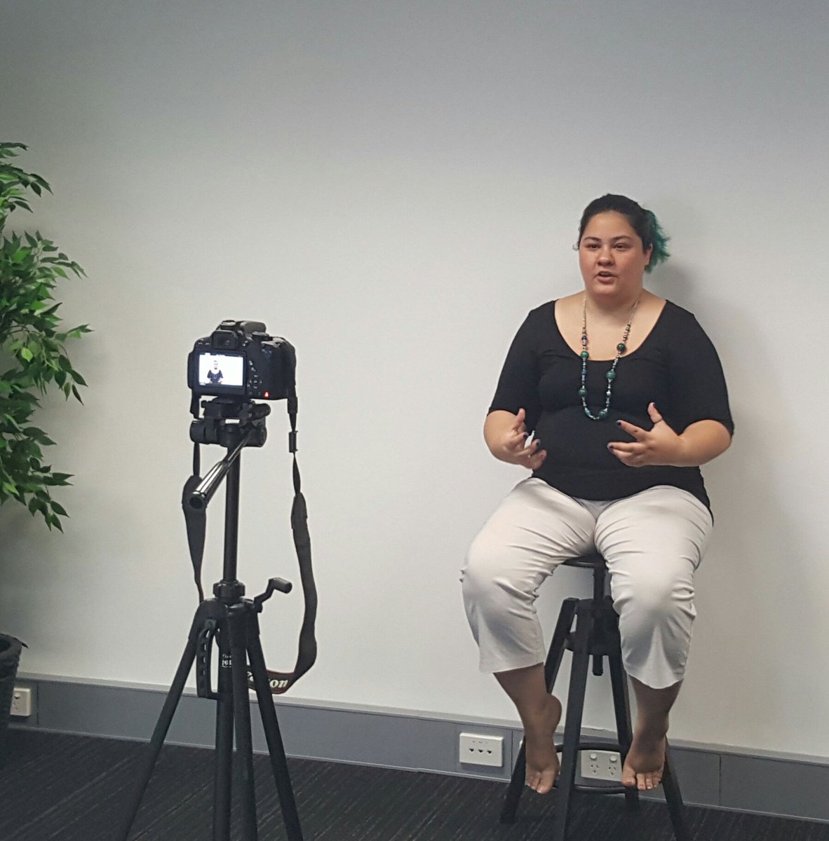 YourSales_Guru's tweet photo. @mingjohanson #behindthescenes filming the first few webisodes of @YourSales_Guru #sales101 #salesguru #comingsoon https://t.co/x0xZMaFLAo
