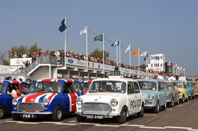 vividcloudofwat's tweet image. #minimonday little car big fun 👊🏻🏁@LeahRebeccaUK @GeorgeCochrane1 @lookatmymini @ClassicMini_ @CooperRegister @ClassicMiniFind 😉