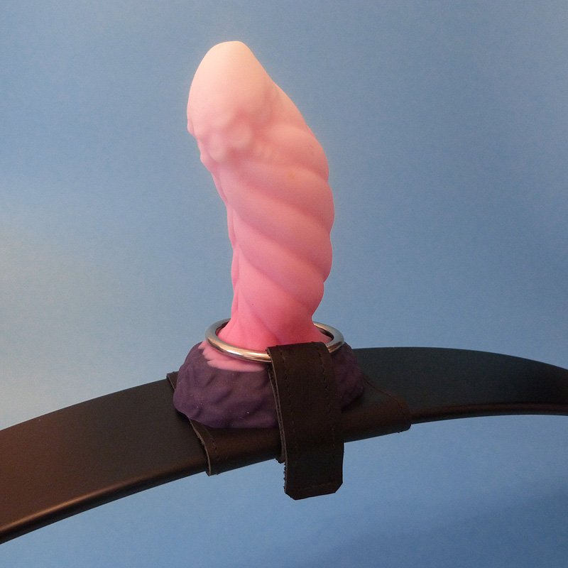 thebiggayreview's tweet photo. NEW POST: The Leather Dildo Harness from @lovethearc https://t.co/dG1IXa5dhl Just when you thought the LoveArc couldn't get any better...!!! https://t.co/3pc4Vq7VMt