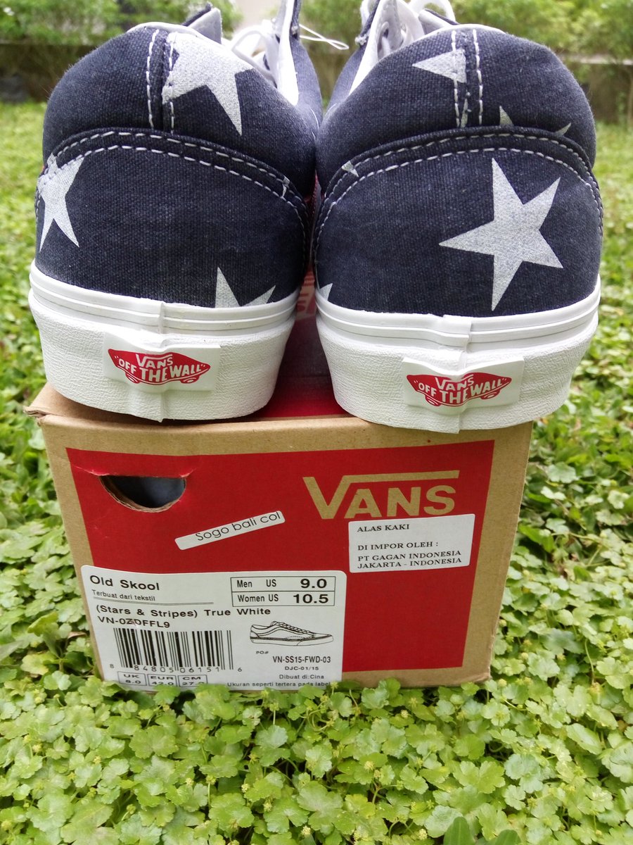 RackStore_'s tweet image. #RackstoreMaret #CuciGudang #ModalRabi Vans OS stars strip US9/42 BNIB idr 449.000 ajee!!!