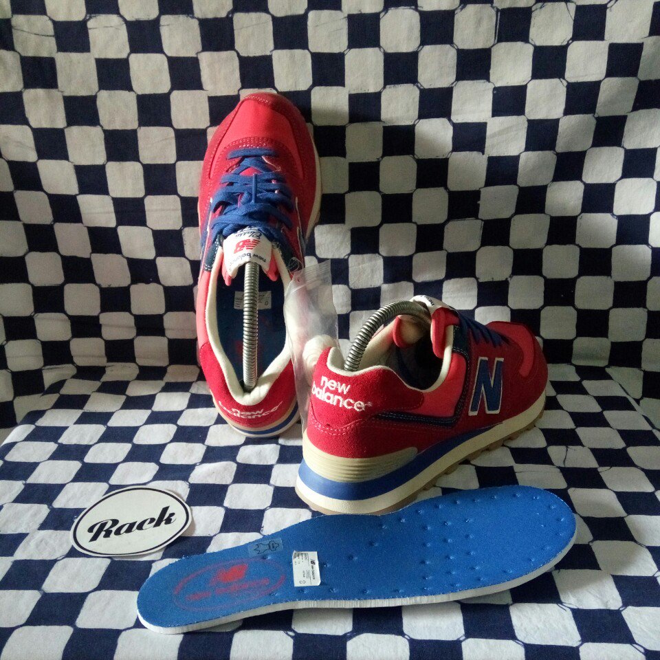 RackStore_'s tweet image. #RackStoreMaret #CuciGudang #ModalRabi New Balance NB584VRB Size 41,5 BNIB idr 399.000 ajeee!!