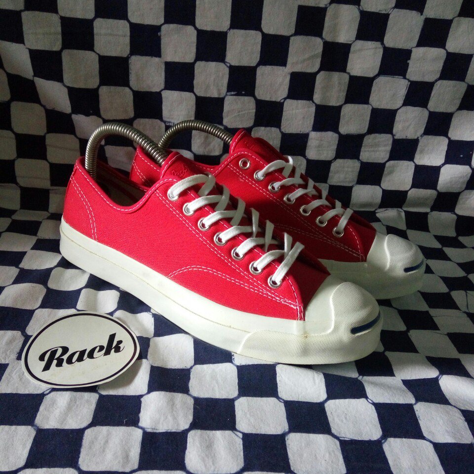 RackStore_'s tweet image. #RackStoreMaret #CuciGudang #ModalRabi converse JP signature red size 42 bnib super empuk koyo bokonge gendaanmu! 550.000 wae!