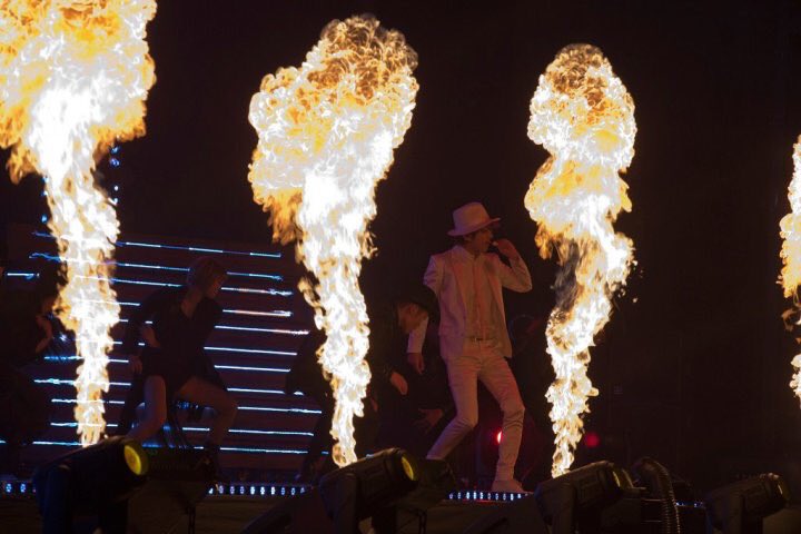 mu_tn_'s tweet photo. あの曲がエン��ロールだとしたら
やっぱり彼は凄いこだわってくれてて私達ファンにどうしたら楽しんでもらえるか考えてくれてる。
やりたかった事を実現して届けてくれる彼が好きで好きでたまらないです。 
やっぱり彼はどこまでも素敵でかっこいいEntertainerです https://t.co/CWsjwDDrXq