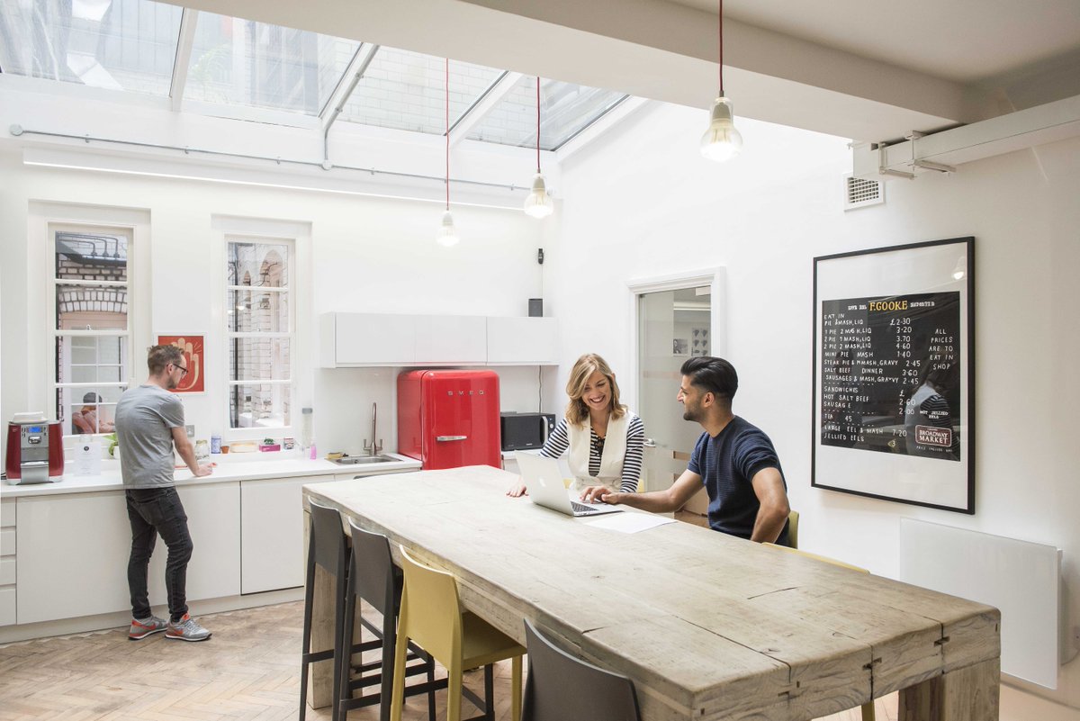 headspacegroup's tweet photo. It's Monday but don't panic #Headspacers! π We've got your Monday survival kit! Nap rooms β coffee β retro sweets β
#MondayMotivation https://t.co/oRbkwOXtnQ