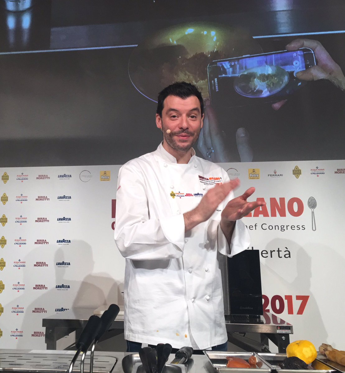 Pasta_Felicetti's tweet photo. Fra poco inizieremo il terzo viaggio a @identitagolose in compagnia di @fantin_luca #chefmonogranoIG17 #IGmi17 https://t.co/gh8Ef40ooi