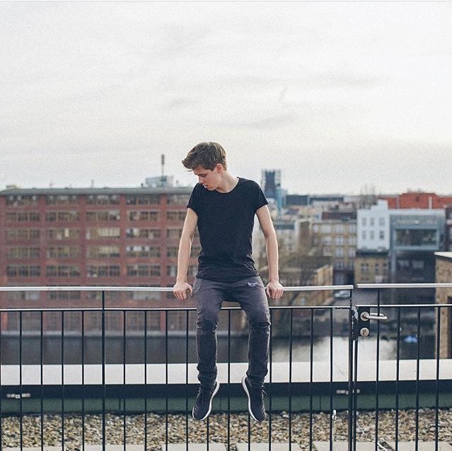 JannikBrunkeBR's tweet photo. Jannik postou essa foto no instagram ontem 😍♥️ https://t.co/v8K9rq5xzA