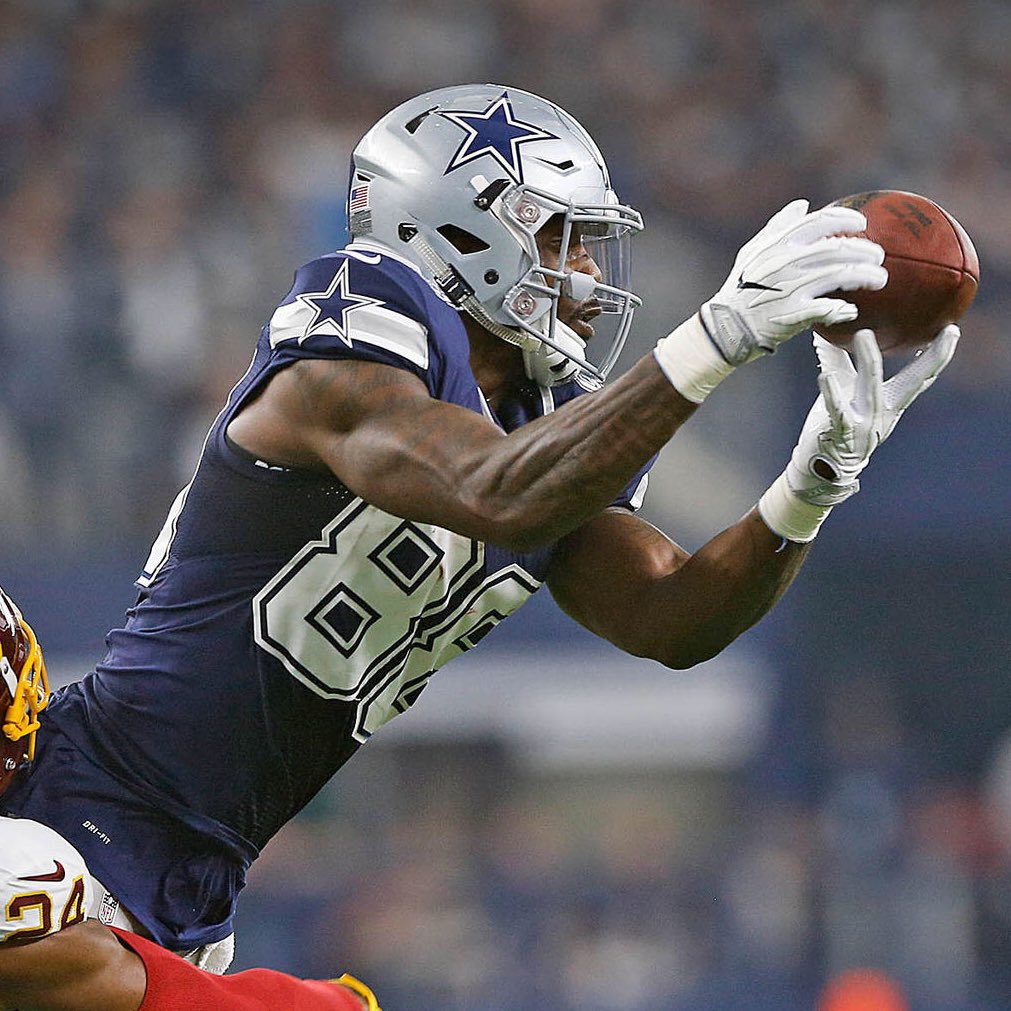 DemBoyzNation's tweet photo. Best #Cowboys Player of All-Time  

Round of 32  

Retweet for Bob Lilly
Like for Dez Bryant

#CowboysNation https://t.co/7oYjtdHbXj