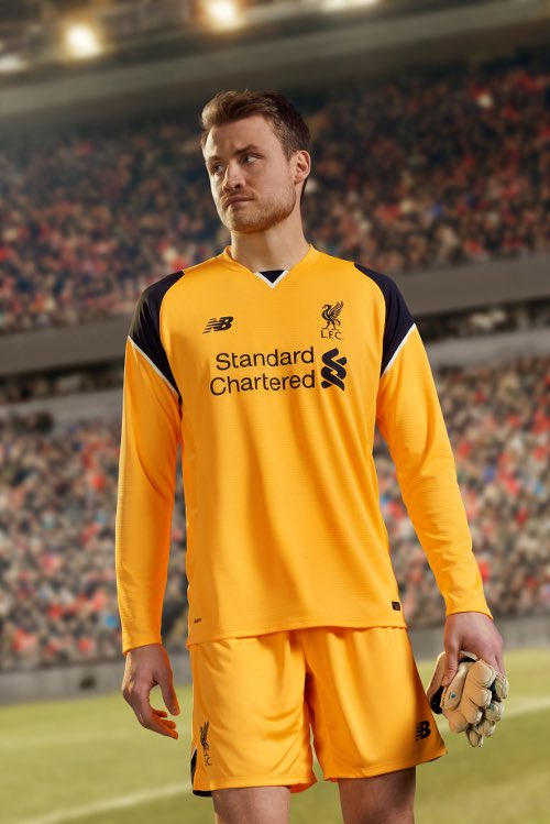 [ ] :  Simon Mignolet ( fête aujourd\hui ses 29 ans. Happy Birthday Simon! 