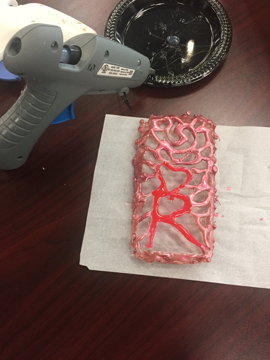 WNGALibrary's tweet photo. It's Teen Tech Week! Come into the library and make your own phone case! We will be doing them all week before school and during lunch! https://t.co/Jii3QMJQtV