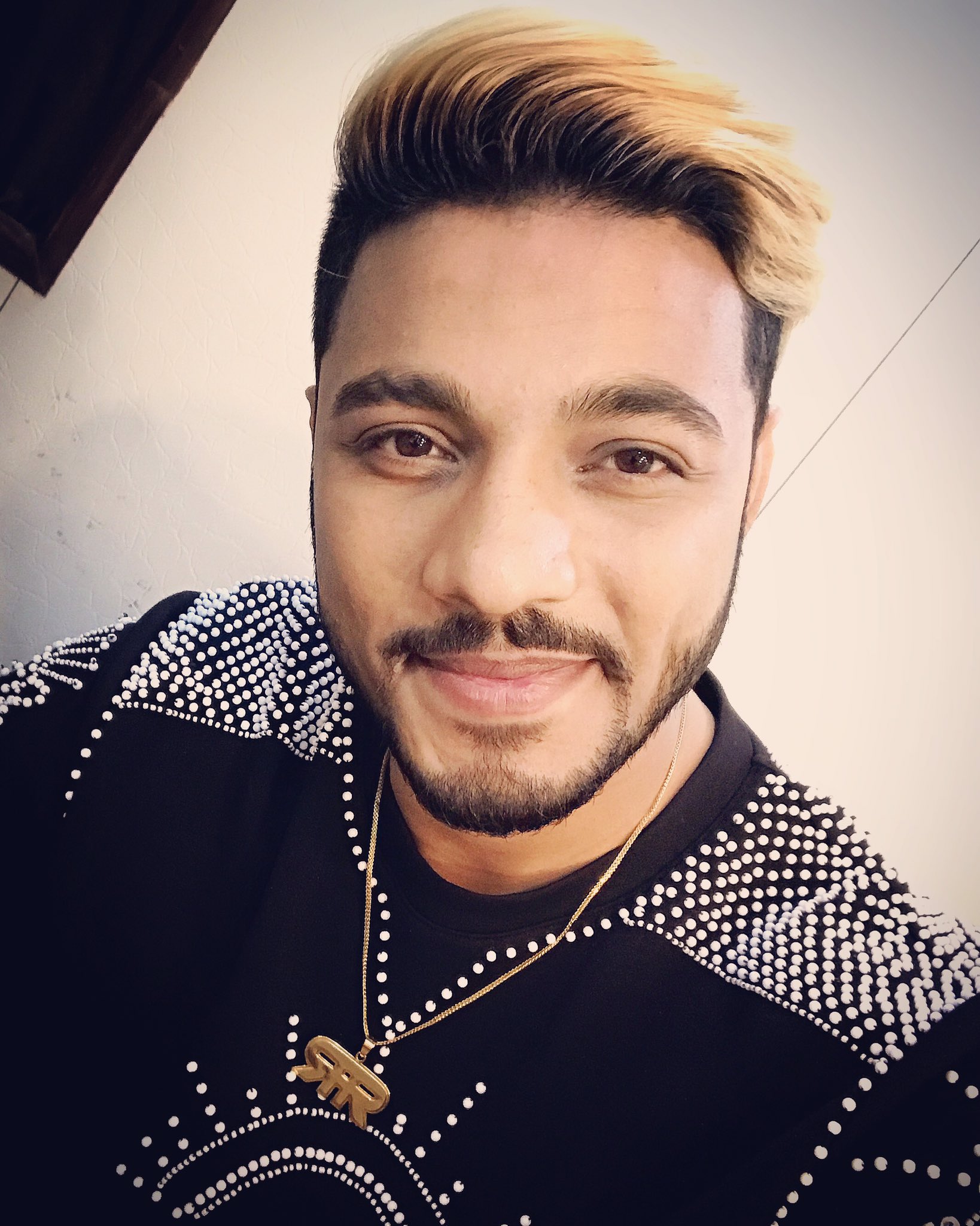 246k Likes 160 Comments  RAFTAAR raftaarmusic on Instagram Custom  RAA jacket Roadies Xtreme Chandigarh Day 2 raa raftaar m  Mtv  roadies Rapper Mtv