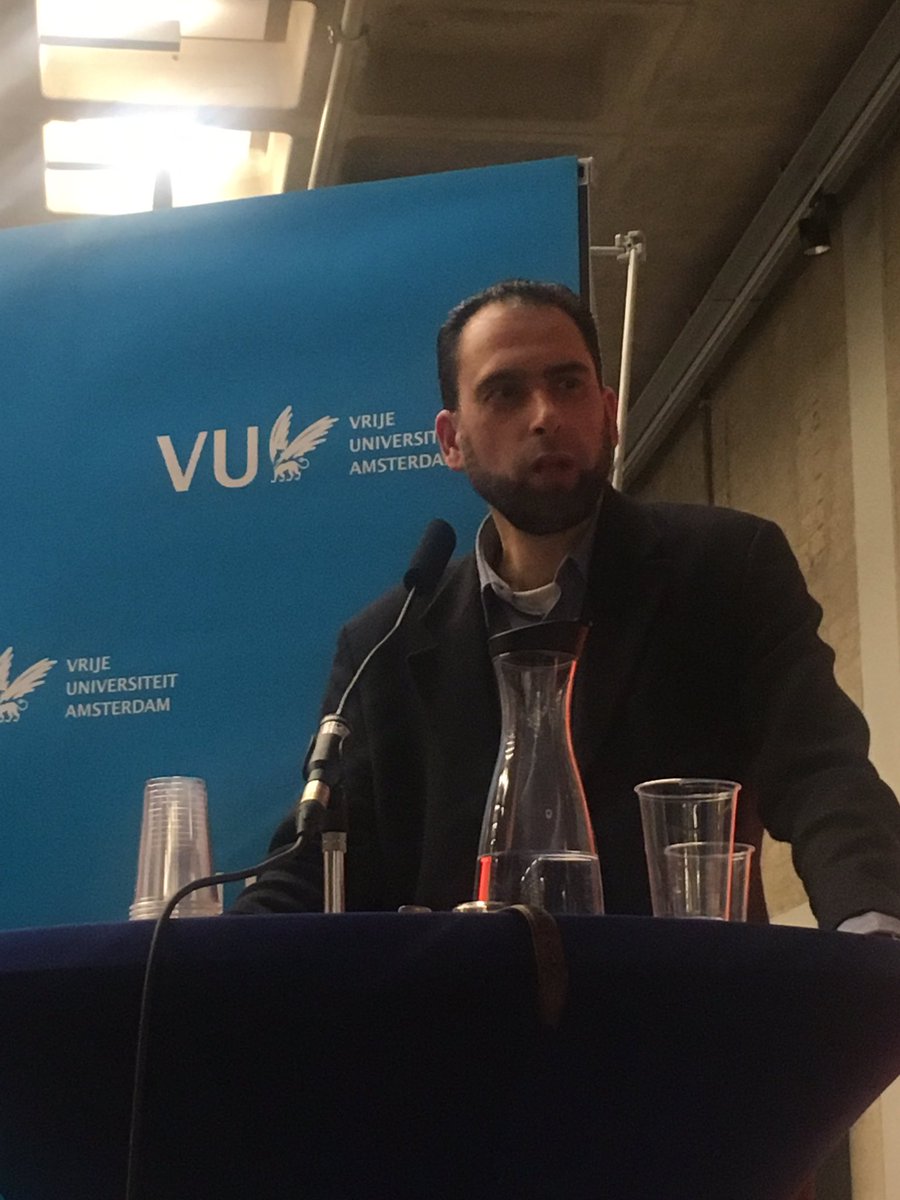 ProVUAmsterdam's tweet photo. "Internationalisering biedt kansen voor de VU." Razi #ORdebat #ProVU https://t.co/cYleKZNpK8