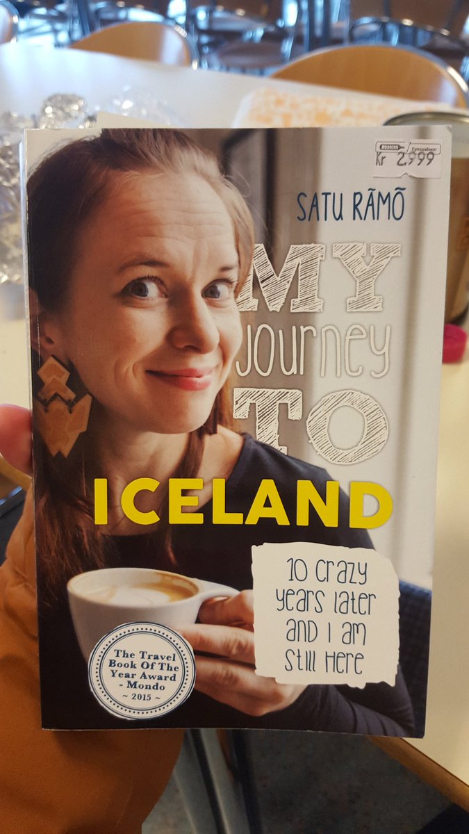 Aldrei fær maður nóg af því að lesa um það hversu frábær maður er. #bókatwitter