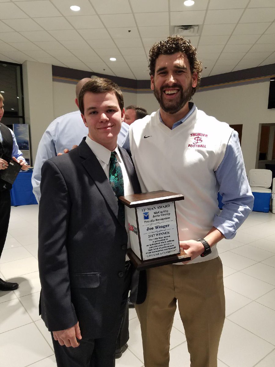 tradke85's tweet photo. Congrats to Joe Winger for the 12th man award from the GKCFCA. He is an inspiration to all of us the way he has overcome adversity! https://t.co/qWnPbfl2RN