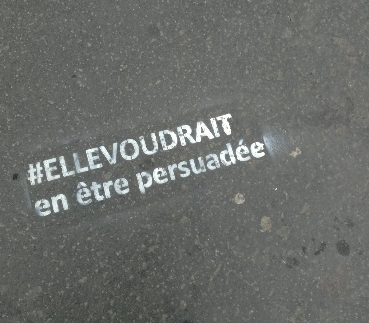 jbalavoine's tweet photo. #ellevoudrait @nouveaunord https://t.co/aLApfnSCse