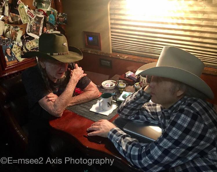 DwightYoakam's tweet photo. Willie and Dwight talkin' about the road and their shows together...... and thinking about Merle. - D Team https://t.co/2reUdZSo9d