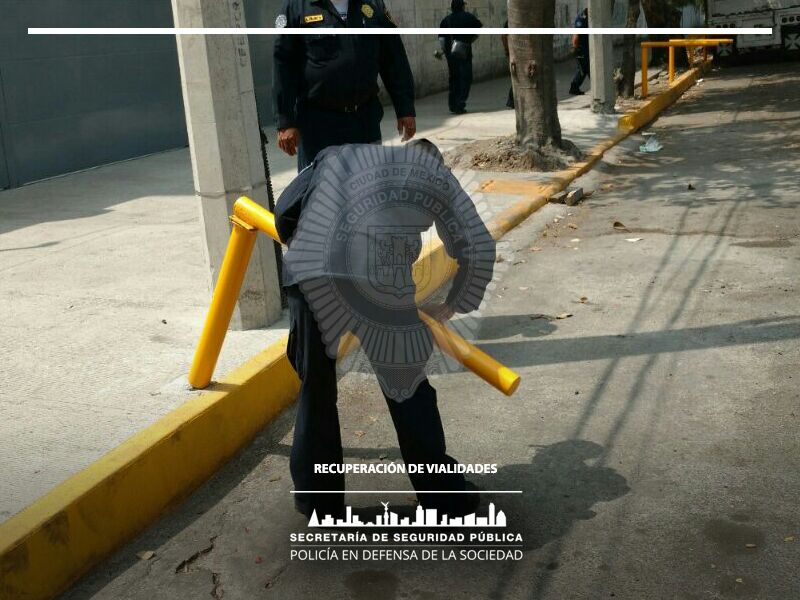 hiramalmeidae's tweet photo. En la delegación Iztacalco se retiraron 216 obstáculos usados para apartar lugares en vía pública, con el propósito de mejorar la movilidad. https://t.co/NCndUOMQwe