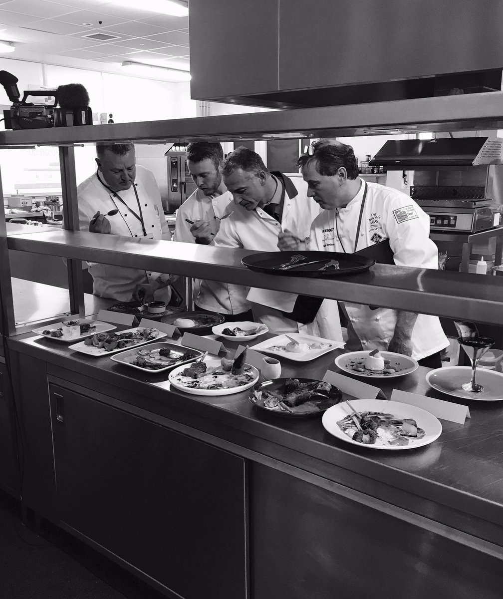 pdfood_CraigS's tweet photo. Petroc Chef of the Year 2017, level 2. Too close! @pdfoodservice @MasonsKnowstone #petroccoy #chefcomp #flavour #devonhour #buzz https://t.co/dli3N4e2Zq