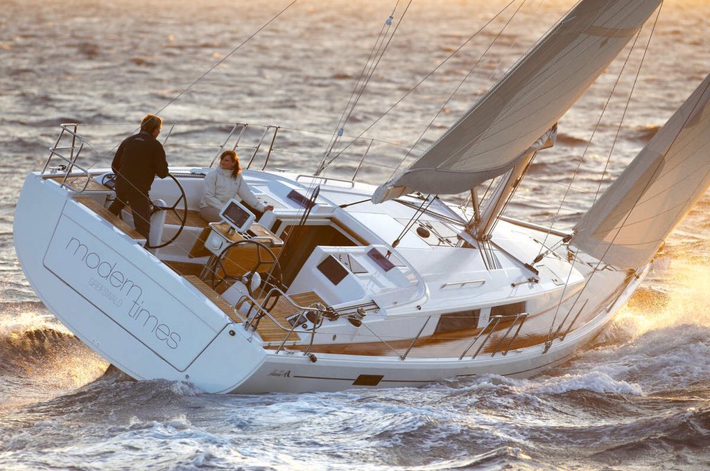 #embarcate con nosotros en la aventura de una regata de altura como #larutadelasal #rutadelasal Contáctanos para más información #Ibiza