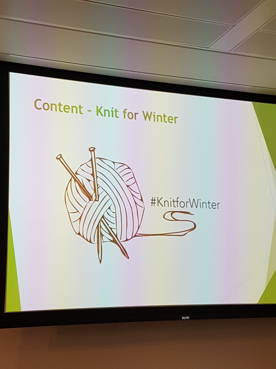 davidiwanow's tweet photo. #UKSearchConf17 @justindeaville from @Receptional talking about some of their content marketing campaigns such as #knitforwinter https://t.co/dUP2z7X4ow