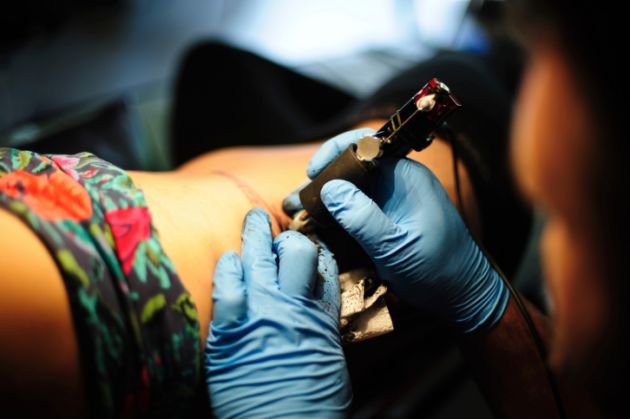 breinguash's tweet photo. [TopOcho] Tatuadores más caros del mundo https://t.co/2sOvyG2nCA https://t.co/j6K3aN5CbO